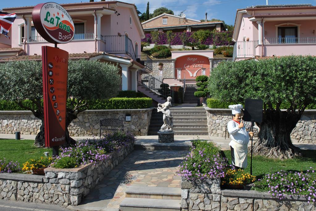 Hotel Ristorante Borgo La Tana Maratea Exterior foto